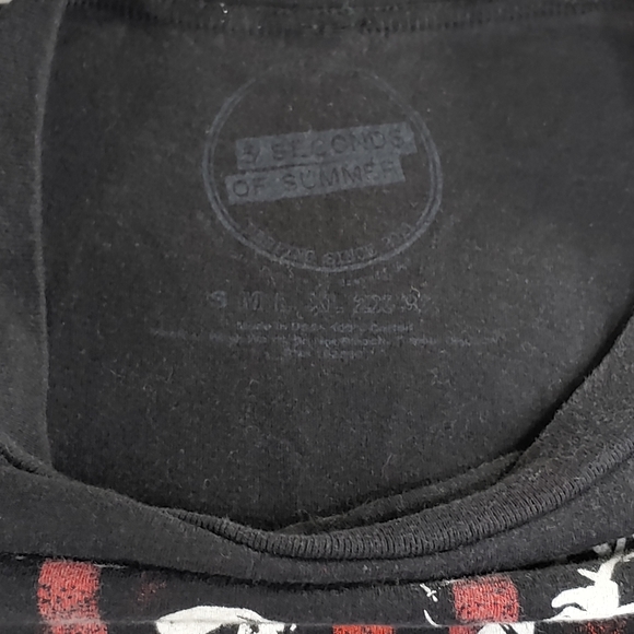 5 Seconds of Summer Long Sleeve Black Tee Small - Picture 2 of 9